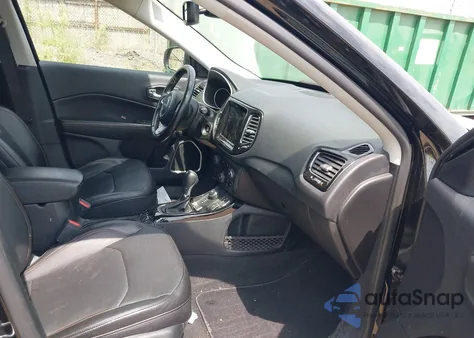 2020 Jeep Compass Limited 4X4 from USA, damaged, VIN 3C4NJDCBXLT160059